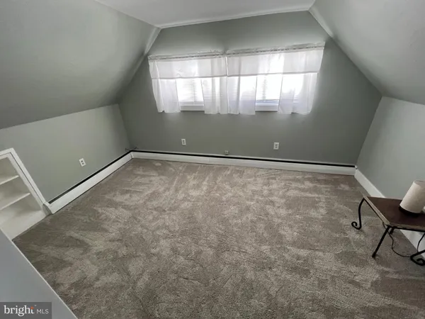 $2,900 | 15 Catalpa Lane, Levittown, PA 19055