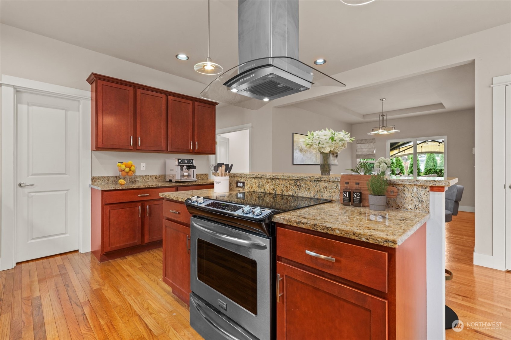 4324 Harris Road Southeast Port Orchard, WA 98366 - Photo 10 of 39 Gallery Image 10
