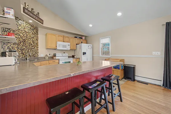 $375,000 | 31 Oak Street, Newport, NH 03773