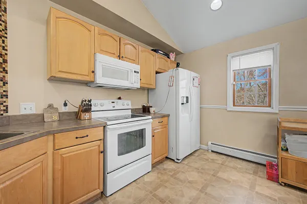 $375,000 | 31 Oak Street, Newport, NH 03773