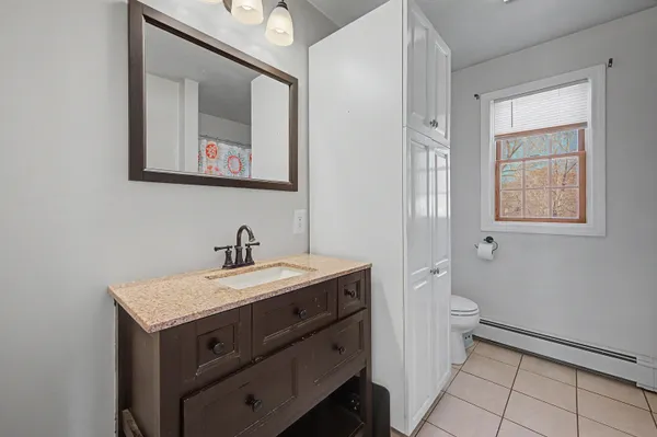 $375,000 | 31 Oak Street, Newport, NH 03773