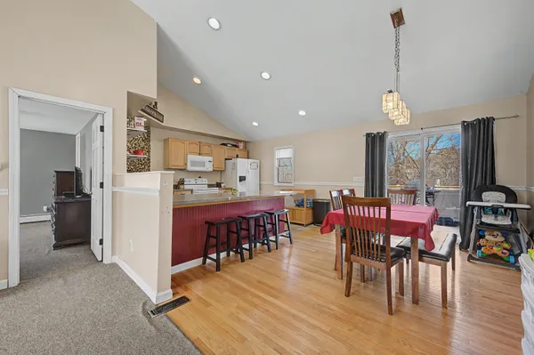 $375,000 | 31 Oak Street, Newport, NH 03773