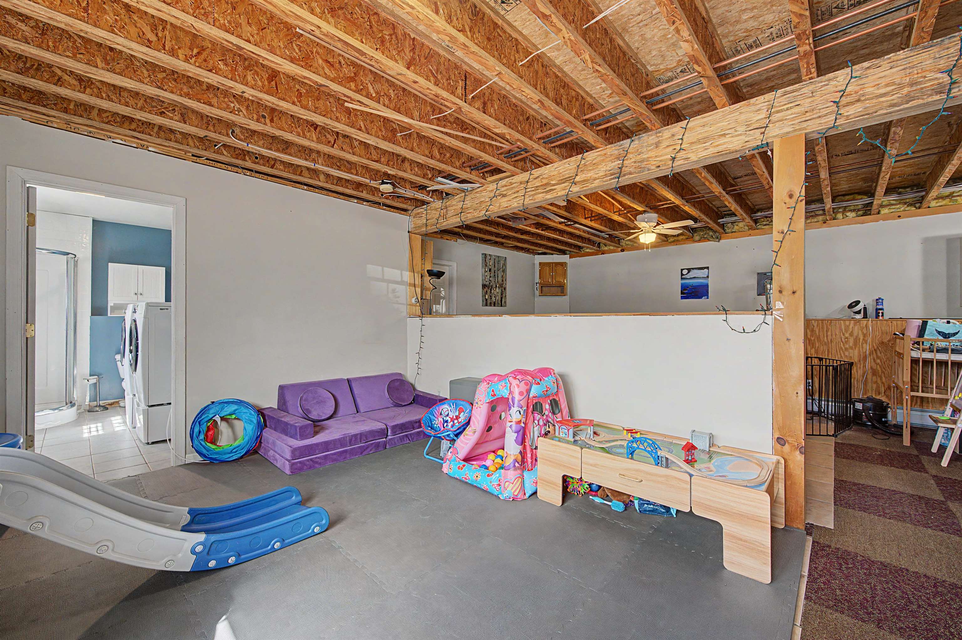 31 Oak Street Newport, NH 03773 - Photo 34 of 47