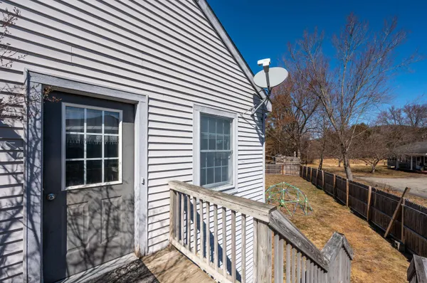 $375,000 | 31 Oak Street, Newport, NH 03773