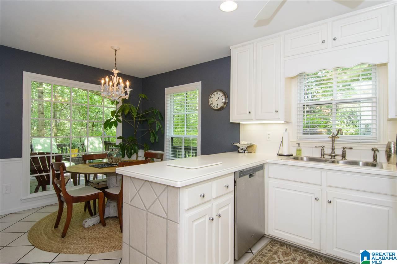 4528 Pine Mountain Road Birmingham, AL 35213 - Photo 4 of 42