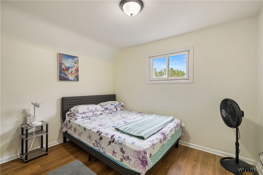 1004 19th Street Niagara Falls, NY 14301 - Photo 7 of 23