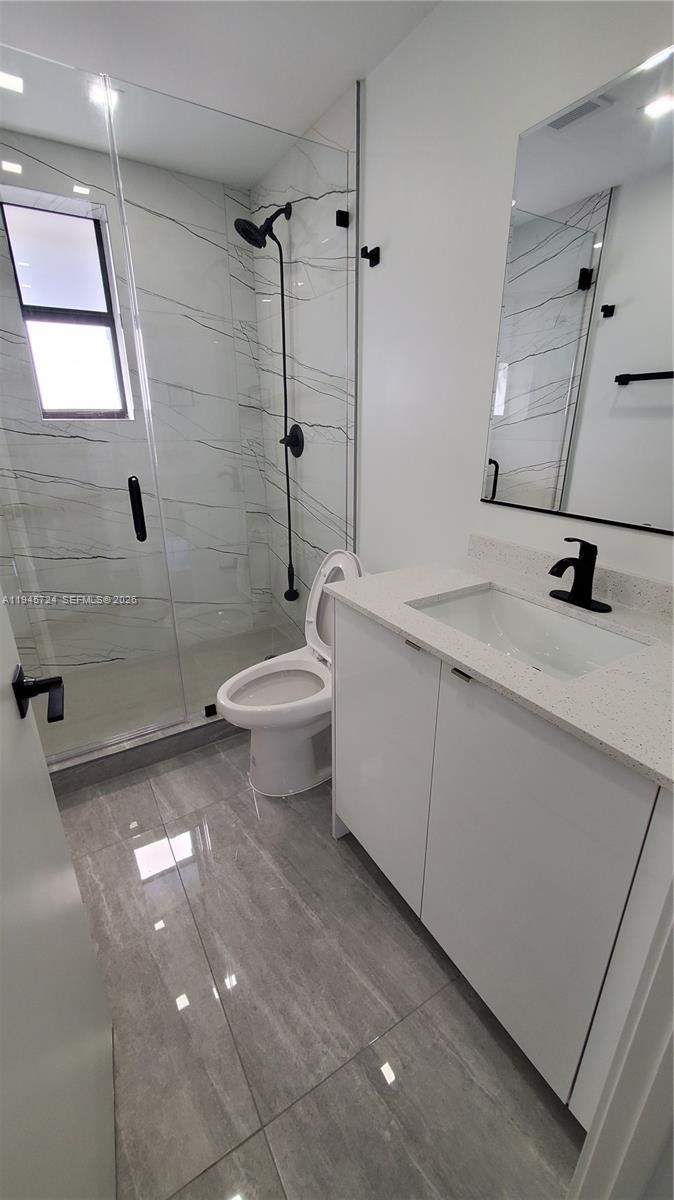 40 Southwest 34th Avenue, Unit B Miami, FL 33135 - Photo 8 of 21