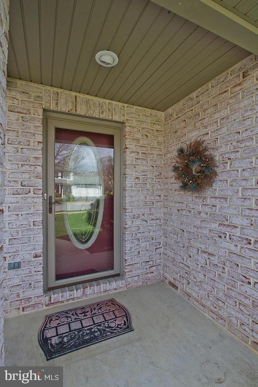 676 Laurel Avenue Lititz, PA 17543 - Photo 6 of 53