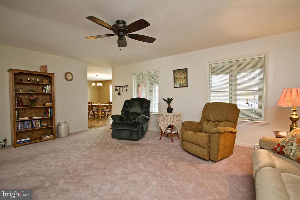 676 Laurel Avenue Lititz, PA 17543 - Photo 10 of 53