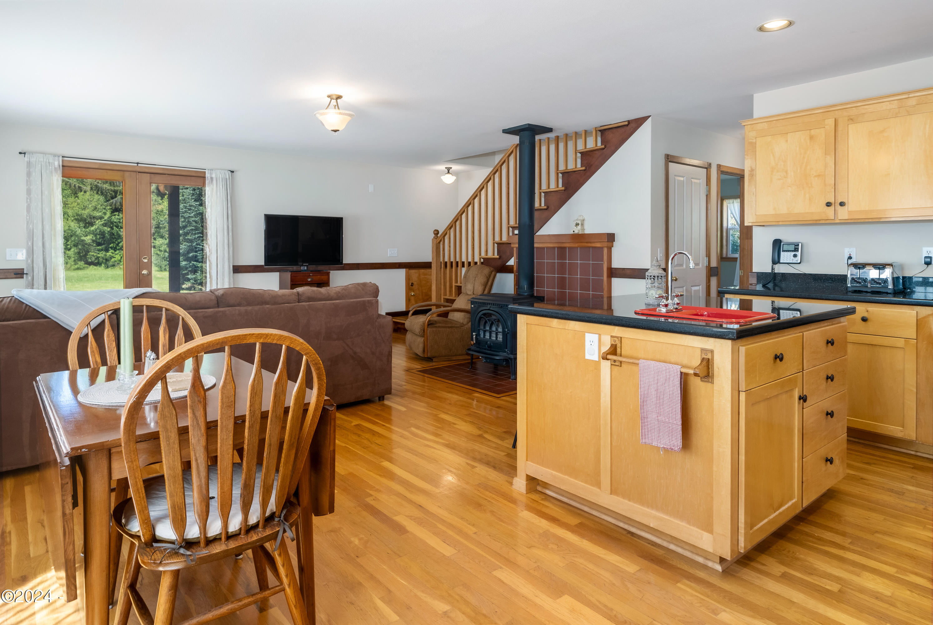 4104 Logsden Road Siletz, OR 97380 - Photo 10 of 32 4104 LOGSDEN RD