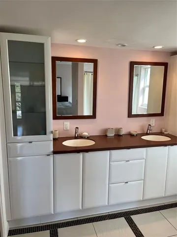 $260,000 | 3100 North Palm Aire Drive, Unit 401, Pompano Beach, FL 33069