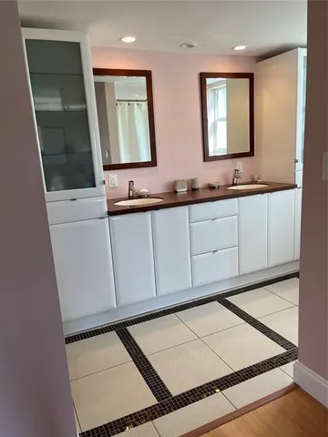 $260,000 | 3100 North Palm Aire Drive, Unit 401, Pompano Beach, FL 33069