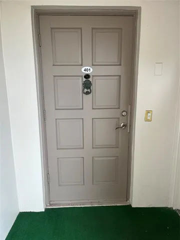 $260,000 | 3100 North Palm Aire Drive, Unit 401, Pompano Beach, FL 33069