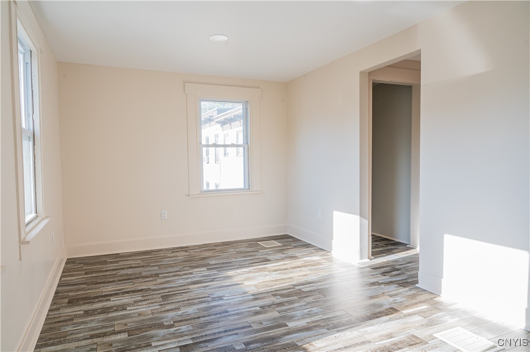 231 South Willow Street Oneida, NY 13421 - Photo 31 of 38