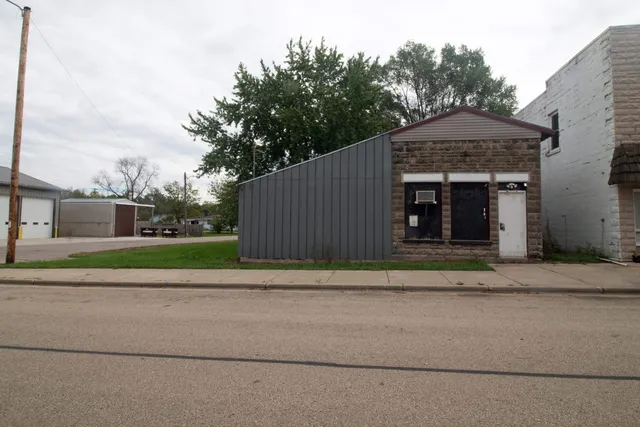 $75,000 | 516 Oak Street, Arena, WI 53503