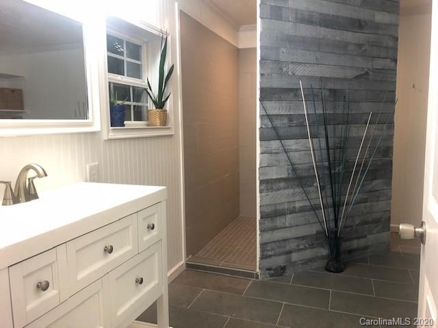 1909 Southridge Lane Fort Mill, SC 29708 - Photo 19 of 32 Gallery Image 19