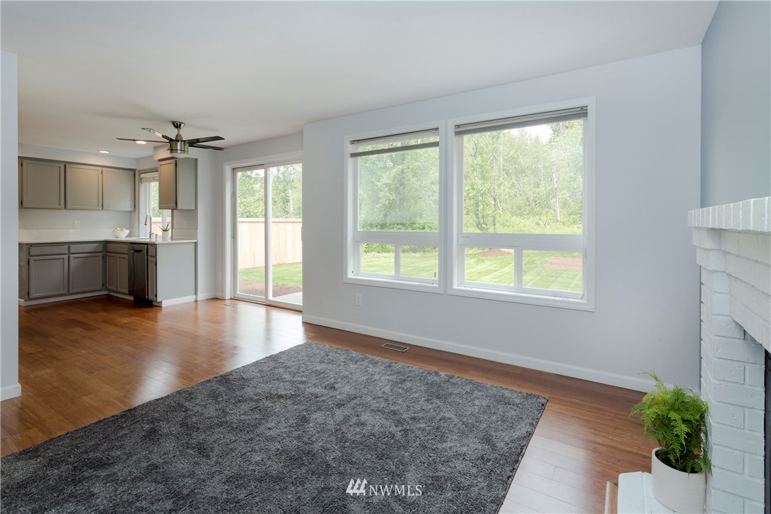2319 210th Street Southeast Bothell, WA 98021 - Photo 12 of 25 Gallery Image 12