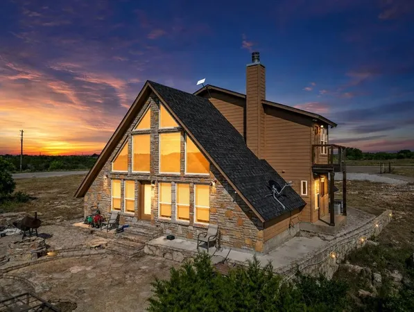 $1,050,000 | 2020 Bluff Creek Drive, Strawn, TX 76475