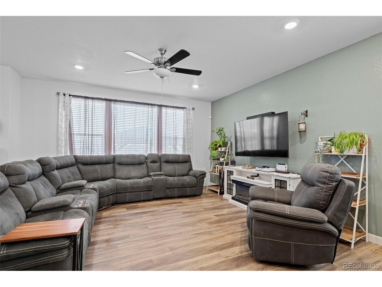 5218 Inland Avenue Firestone, CO 80504 - Photo 3 of 46
