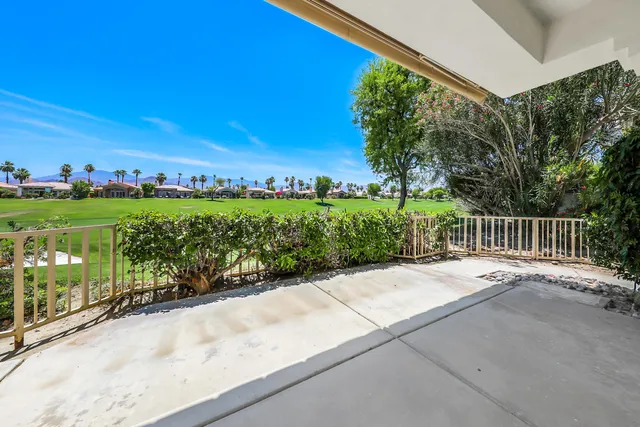 $900,000 | 479 Desert Holly Drive, Palm Desert, CA 92211