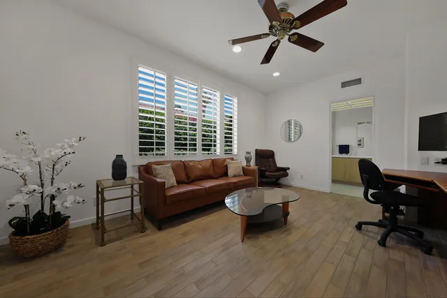 $900,000 | 479 Desert Holly Drive, Palm Desert, CA 92211