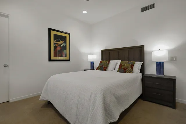 $900,000 | 479 Desert Holly Drive, Palm Desert, CA 92211