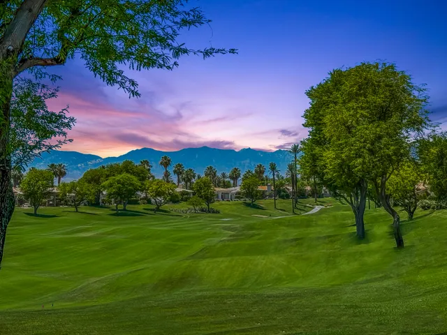 $900,000 | 479 Desert Holly Drive, Palm Desert, CA 92211