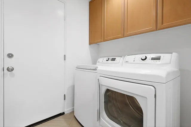 $900,000 | 479 Desert Holly Drive, Palm Desert, CA 92211