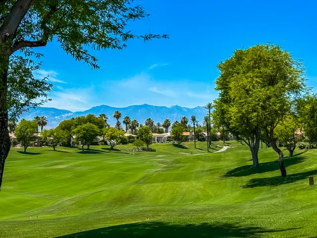 $900,000 | 479 Desert Holly Drive, Palm Desert, CA 92211