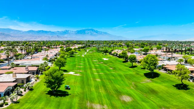$900,000 | 479 Desert Holly Drive, Palm Desert, CA 92211