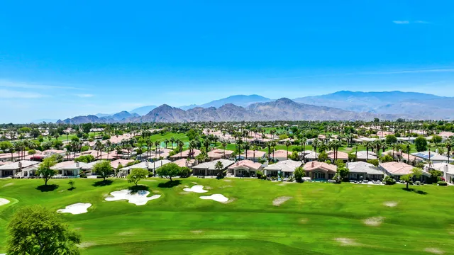 $900,000 | 479 Desert Holly Drive, Palm Desert, CA 92211