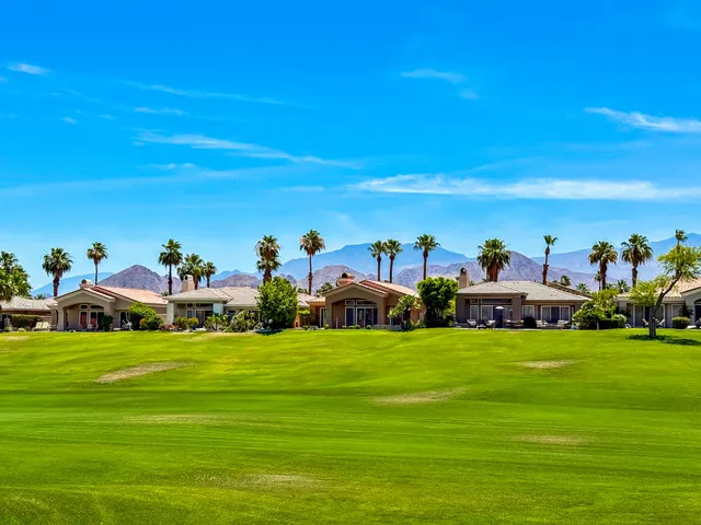 $900,000 | 479 Desert Holly Drive, Palm Desert, CA 92211