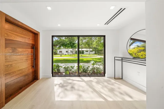 $14,000 | 7291 Southwest 129th Street, Pinecrest, FL 33156