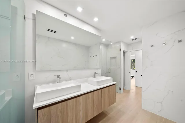 $14,000 | 7291 Southwest 129th Street, Pinecrest, FL 33156