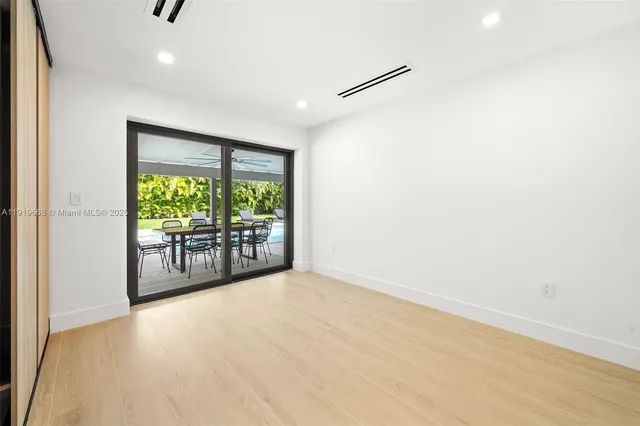 $14,000 | 7291 Southwest 129th Street, Pinecrest, FL 33156