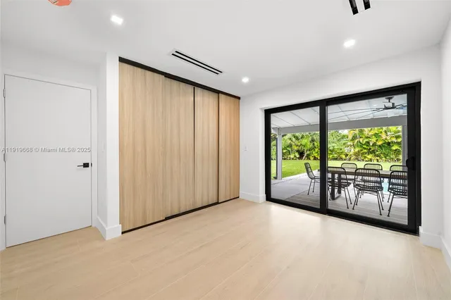 $14,000 | 7291 Southwest 129th Street, Pinecrest, FL 33156