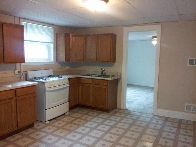 1921 Main Street Spring Grove, IL 60081 - Photo 3 of 7