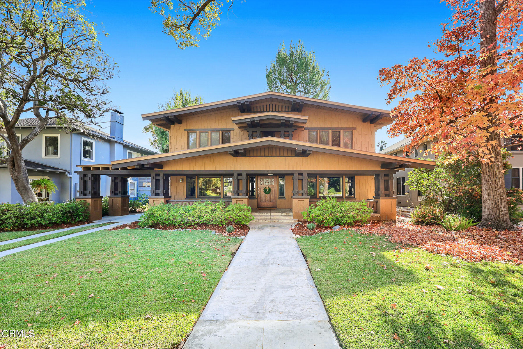 310 Congress Place Pasadena, CA 91105 - Photo 1 of 23 a front view of a house with a yard