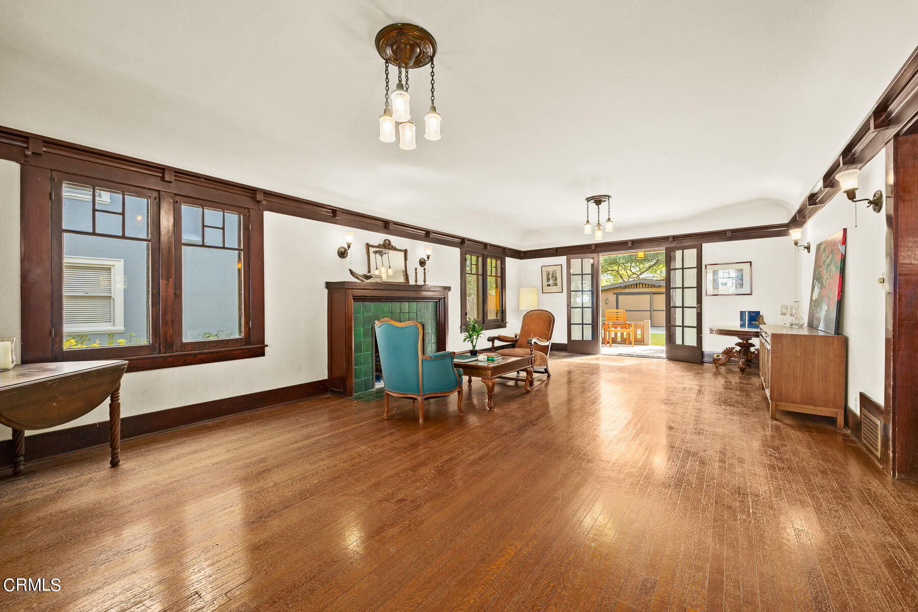 310 Congress Place Pasadena, CA 91105 - Photo 6 of 23 a living room with furniture a flat screen tv and a large window