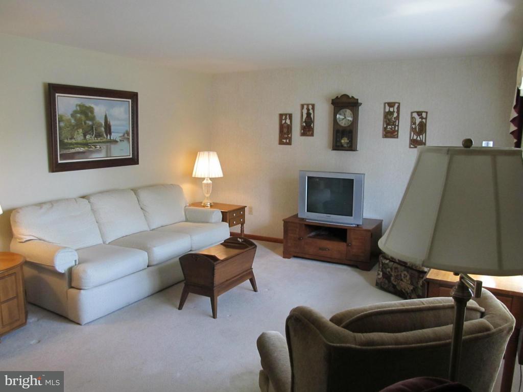 135 Petersburg Road Lancaster, PA 17601 - Photo 3 of 8