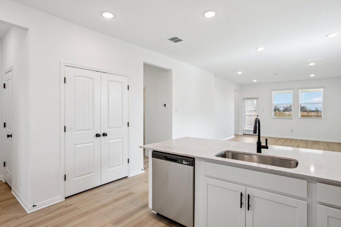 300 Leander Road Georgetown, TX 78626 - Photo 12 of 36