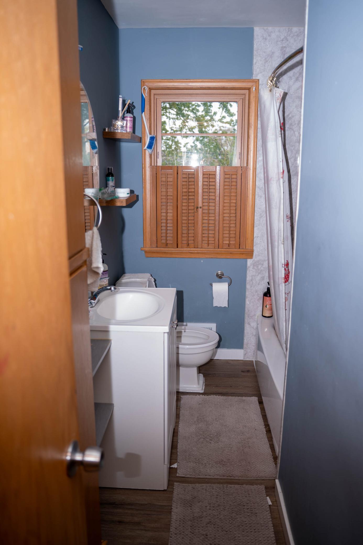 4650 4th Street Northeast Columbia Heights, MN 55421 - Photo 5 of 19