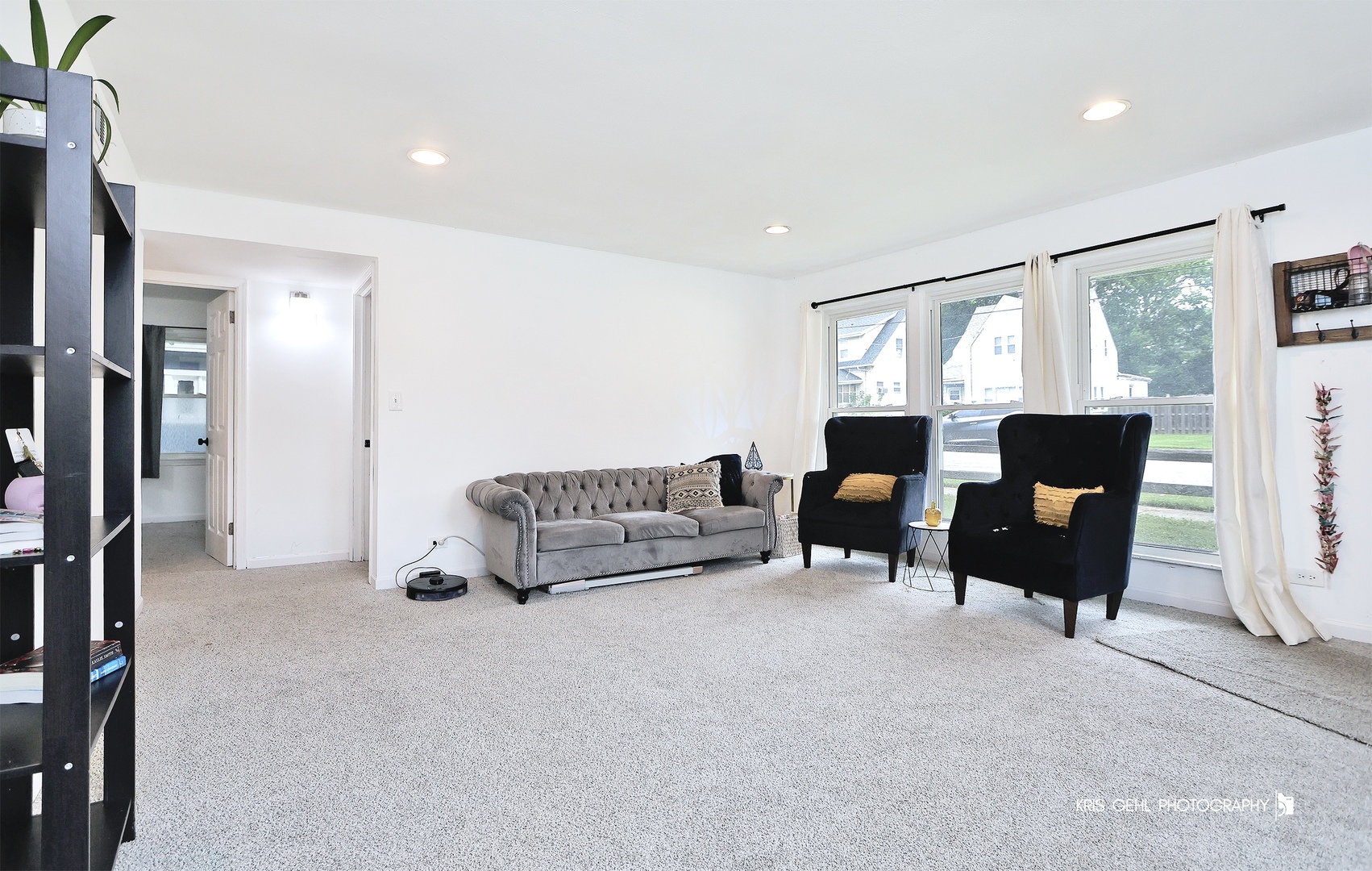 1000 Pine Street Waukegan, IL 60085 - Photo 3 of 13 a living room with furniture and a large window