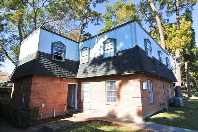 $850 | 1305 Adams Street, Unit 4, Conroe, TX 77301