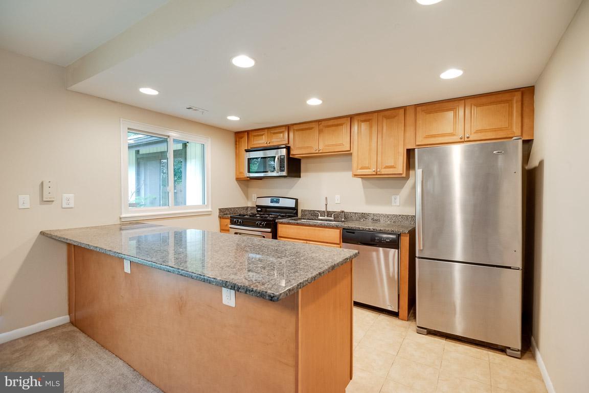 14943 Hydrus Road Silver Spring, MD 20906 - Photo 15 of 27 Kitchen