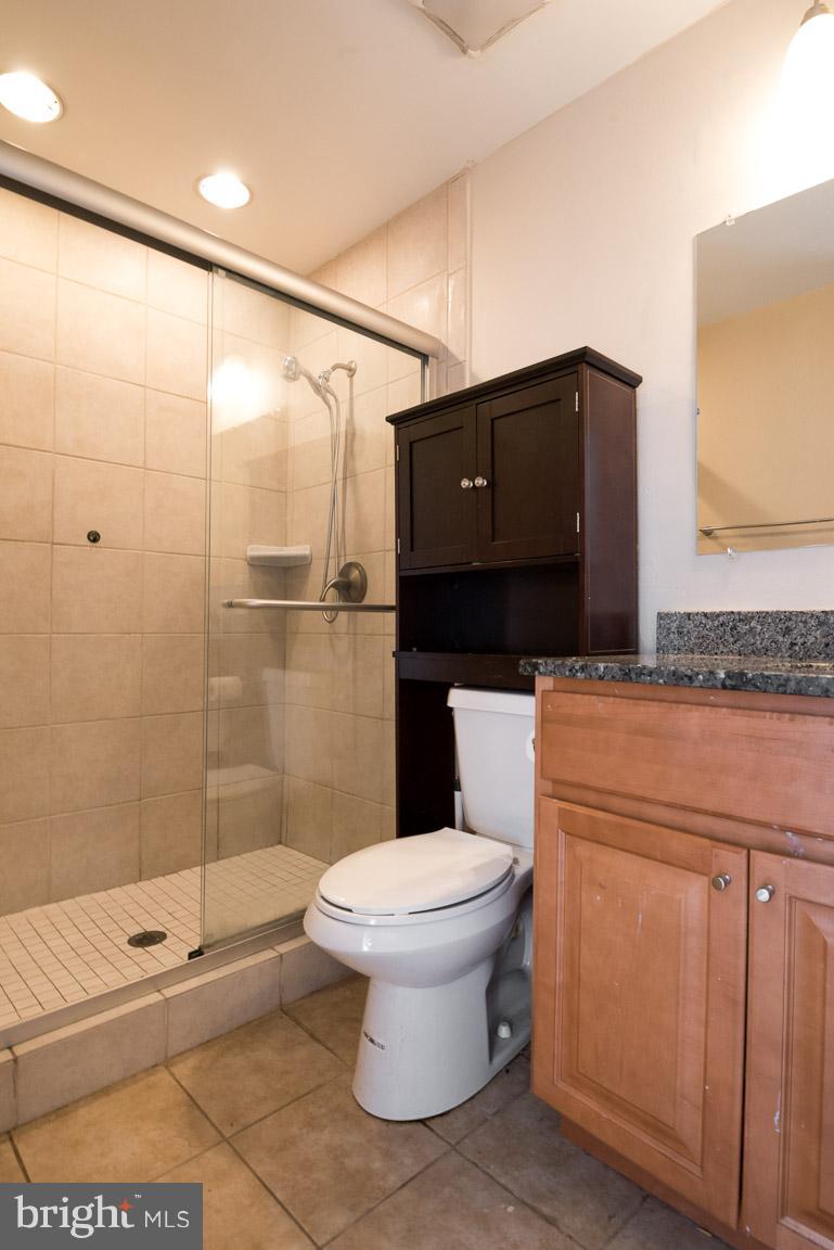 14943 Hydrus Road Silver Spring, MD 20906 - Photo 20 of 27 Bath