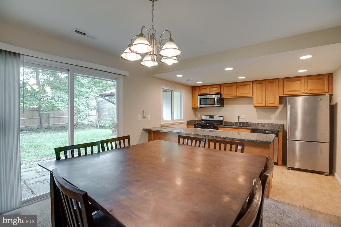 14943 Hydrus Road Silver Spring, MD 20906 - Photo 10 of 27 Dining Room