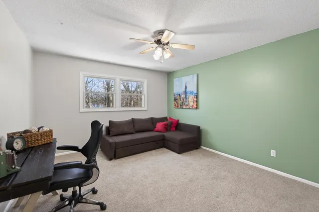 $899,900 | 21851 Calmor Avenue, Prior Lake, MN 55372