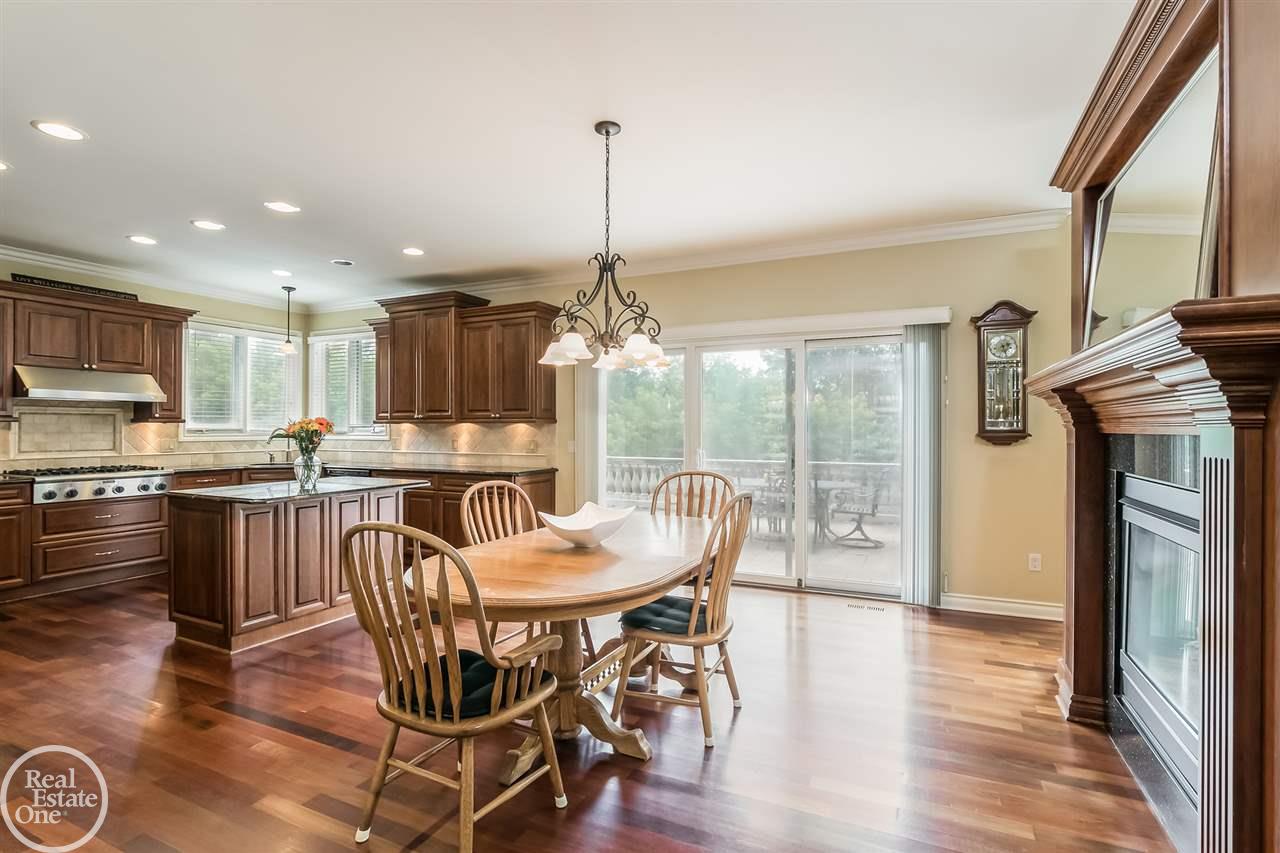 895 Quarry Drive Rochester Hills, MI 48306 - Photo 10 of 49