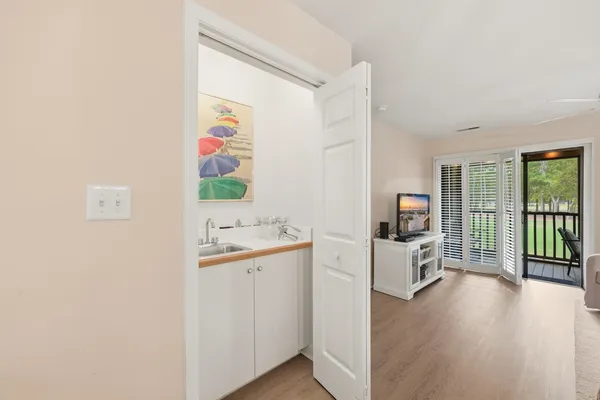 $277,000 | 111 Weehawka Way, Unit 4, Pawleys Island, SC 29585
